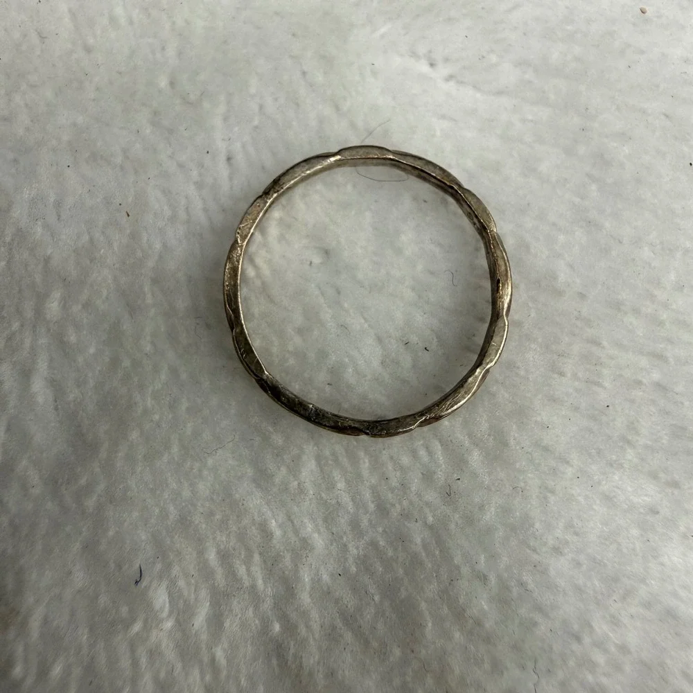 Vintage Sterling Silver Band Ring Textured Patina Size 4 READ